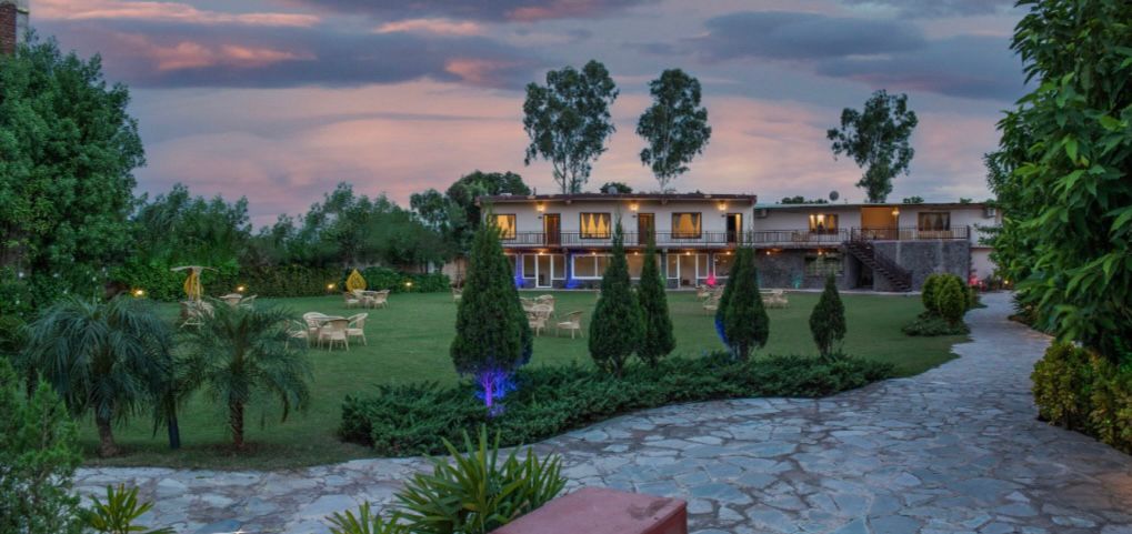  VOW RESORTS & SPA - CORBETT Packages