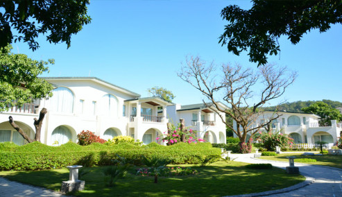 Luxury Garden Villa